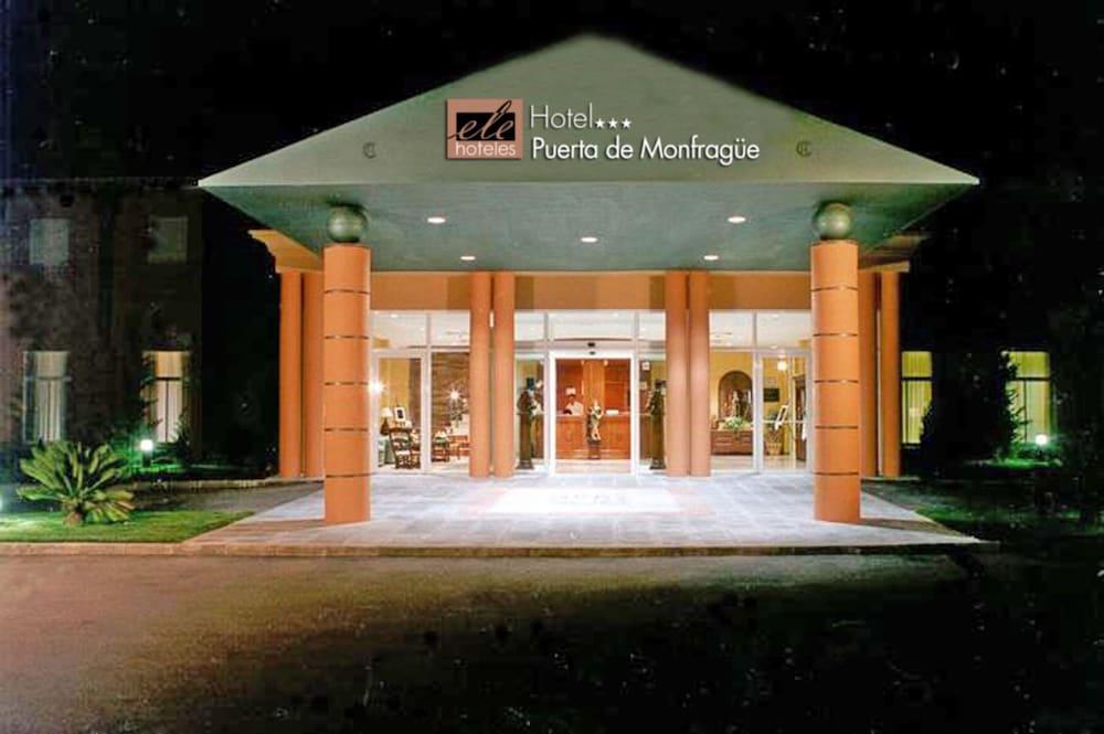 Hotel Puerta De Monfrague Малпартида де Пласенсия Екстериор снимка